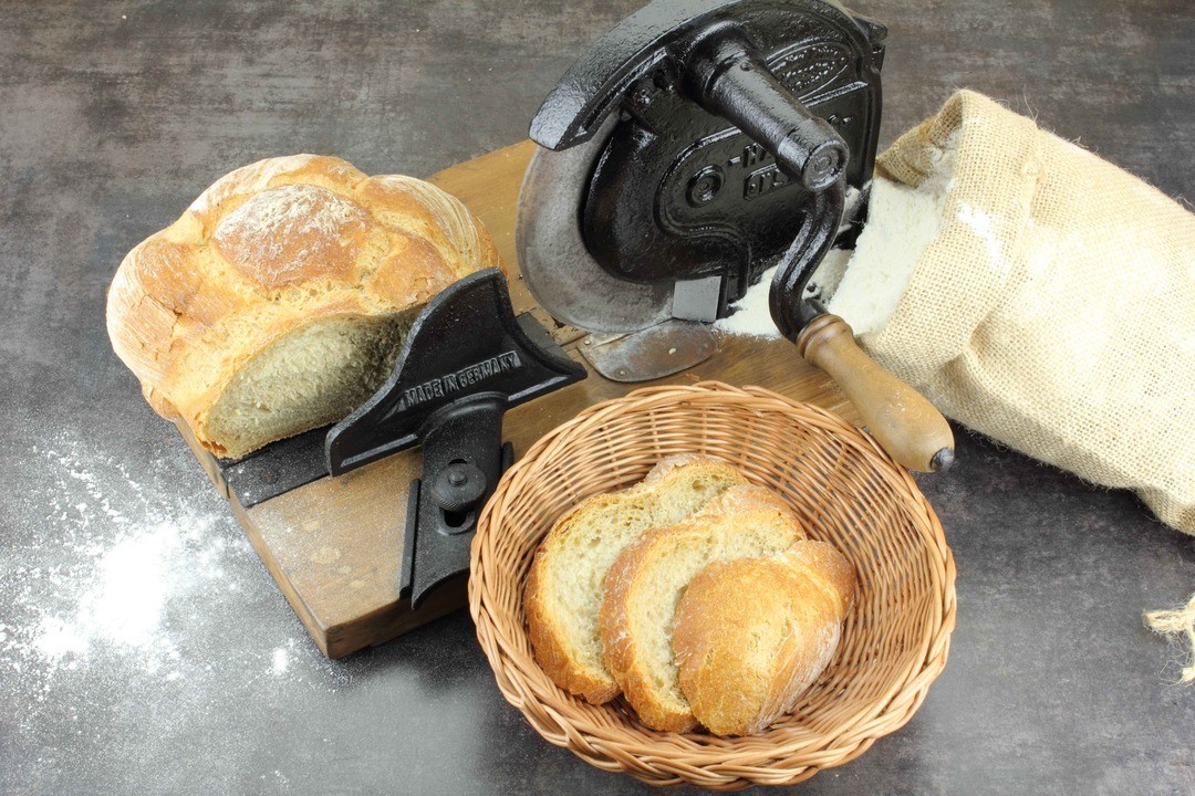 Bread Slicer