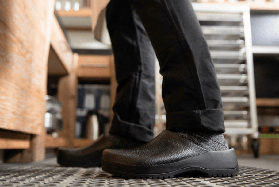 best kitchen clogs