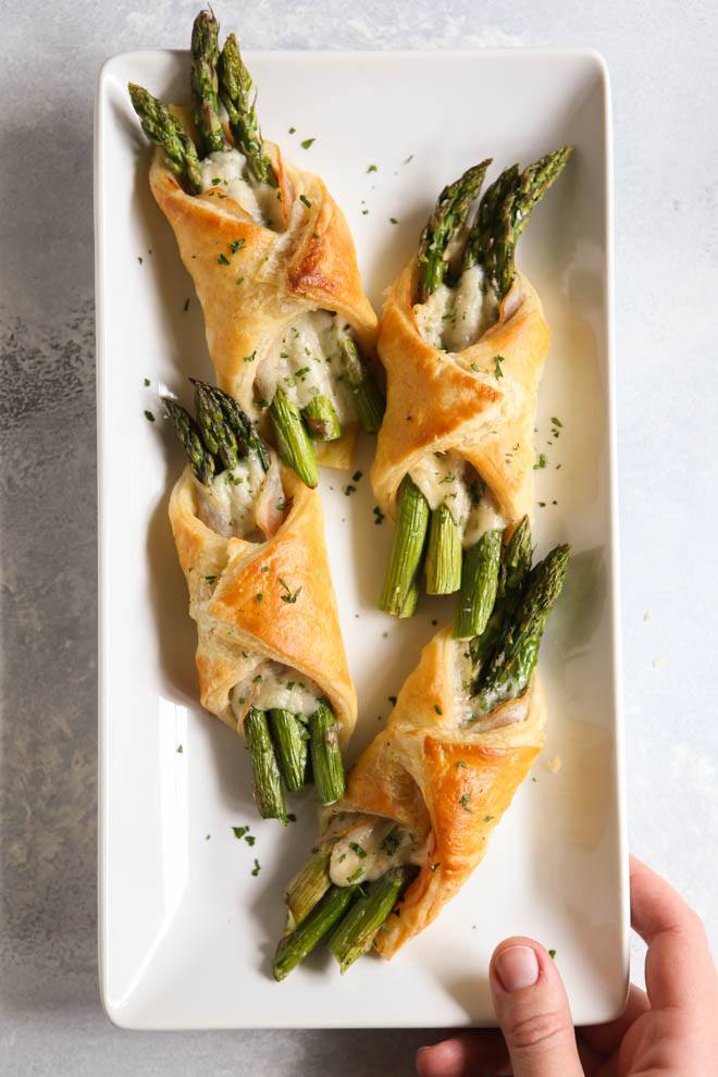 ASPARAGUS, PANCETTA AND PUFF PASTRY BUNDLES