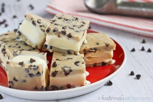 Chocolate Chip Cookie Ice Cream Bars via Inkatrinas Kitchen