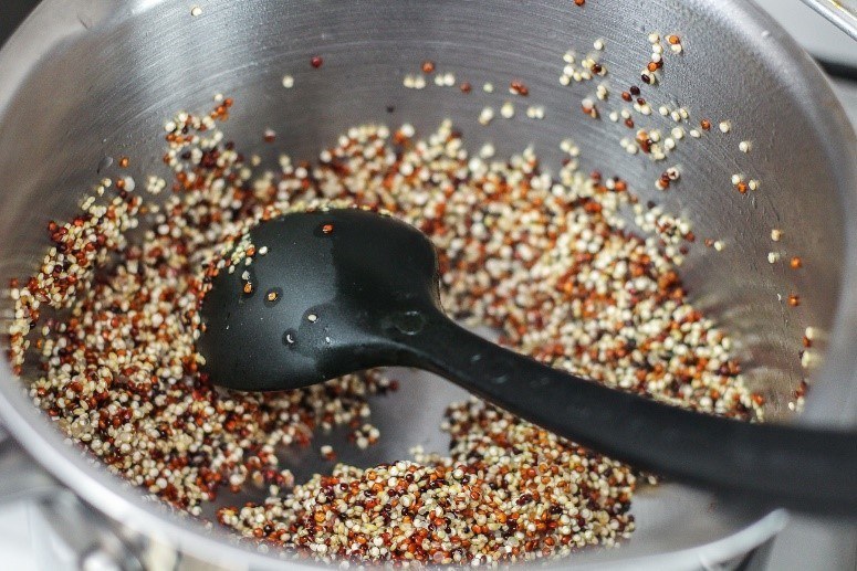 Cooking Fluffy, Tasty Quinoa the Stove Top Way via May a kitchenette